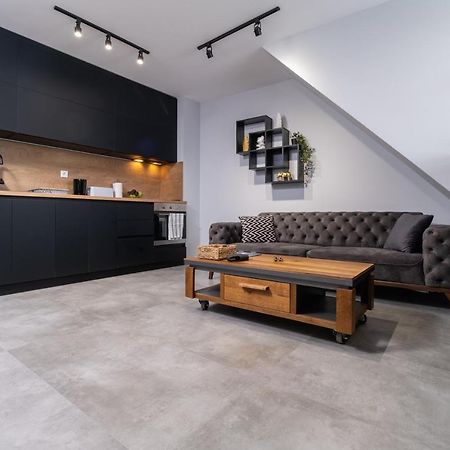 Chic 1Br Apartment With Balcony In Plowdiw Exterior foto